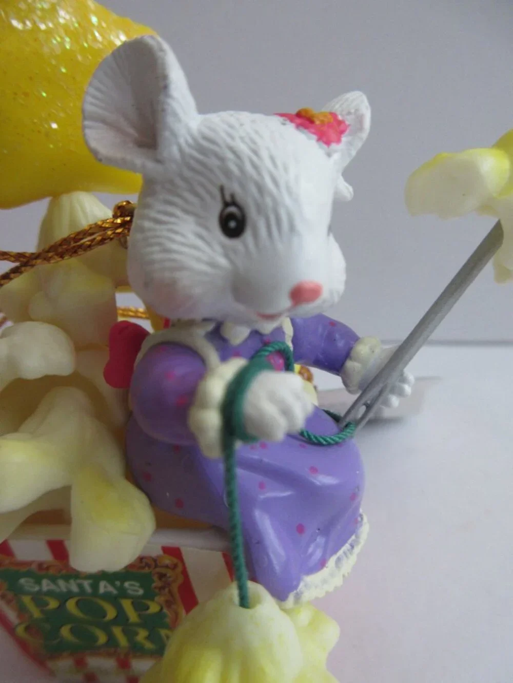 Trim A Home Christmas Tree Ornament Mouse Stringing Santa's Popcorn Kmart 1996